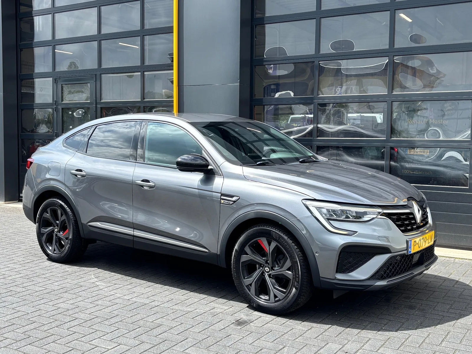 Renault Arkana (2022) — foto 1