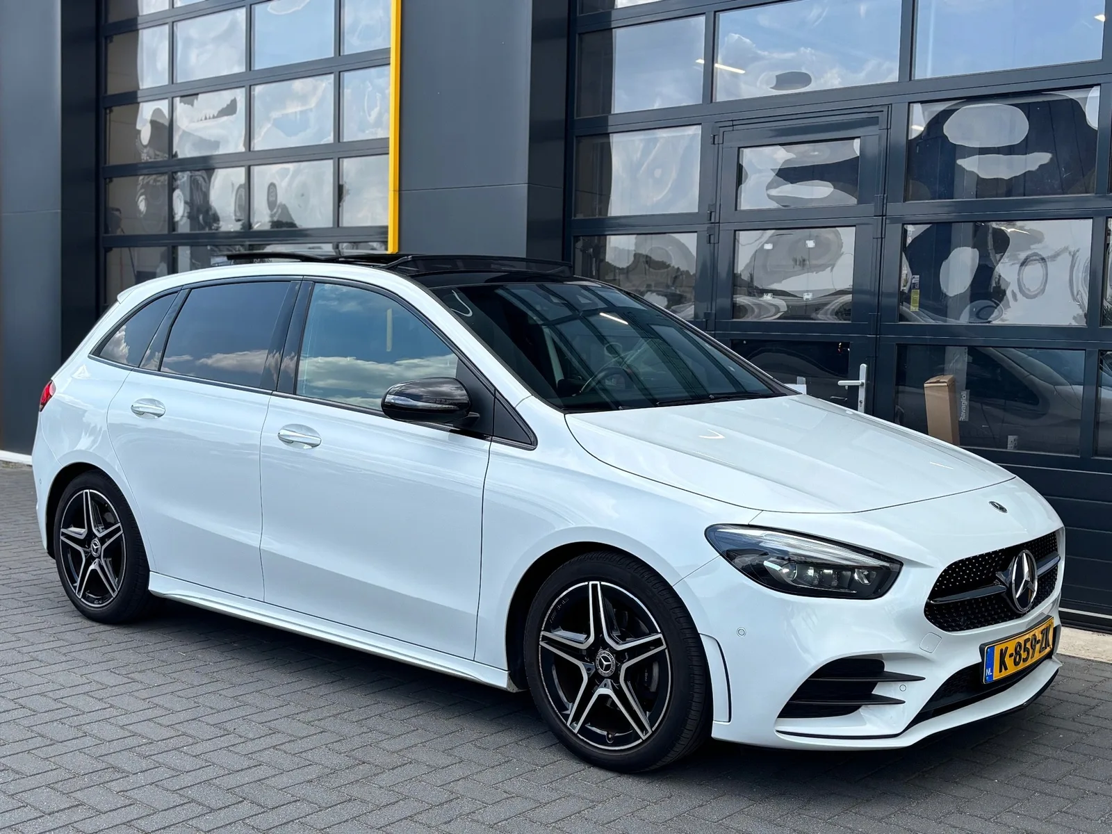 Mercedes-Benz B-Klasse (2021) — foto 1