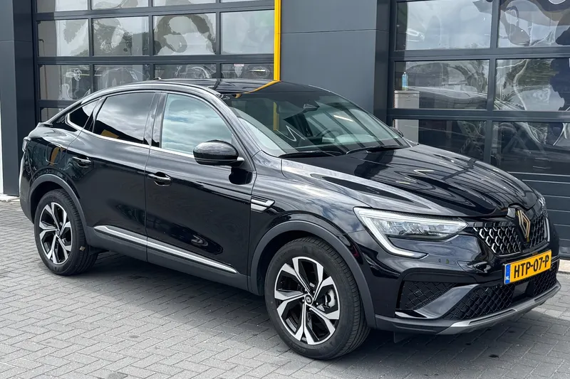 Renault Arkana (2025)