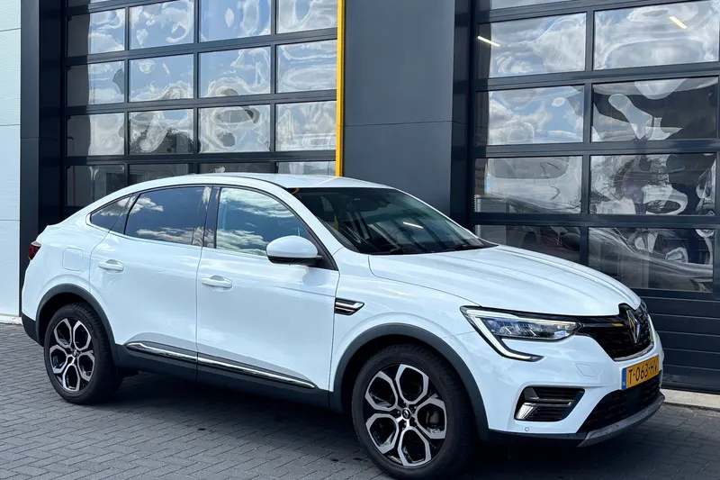 Renault Arkana (2023)