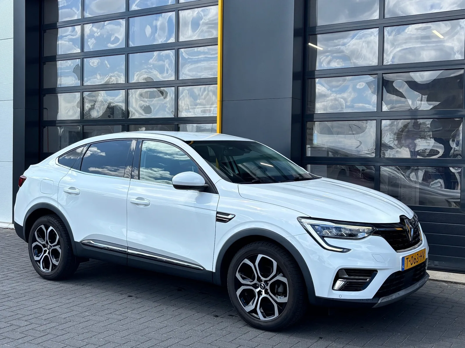 Renault Arkana (2023) — foto 1