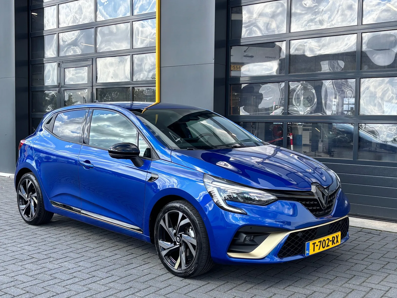 Renault Clio (2023) — foto 1