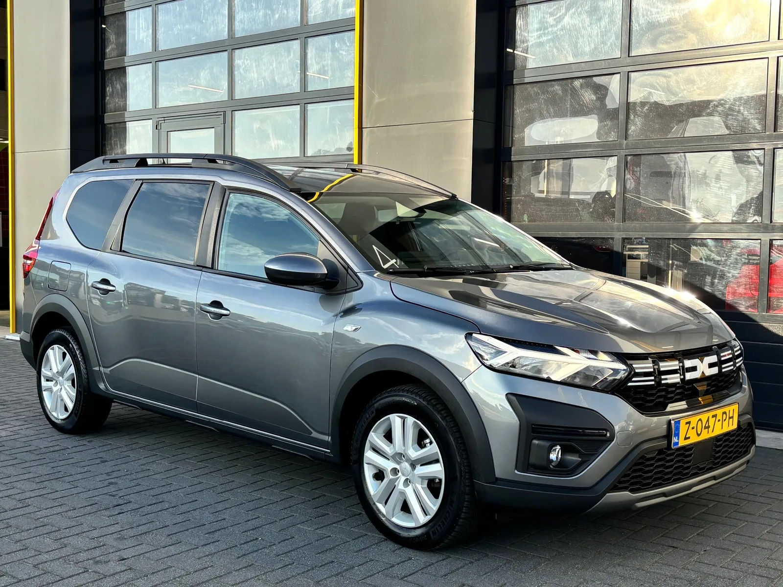 Dacia Jogger (2024) — foto 1