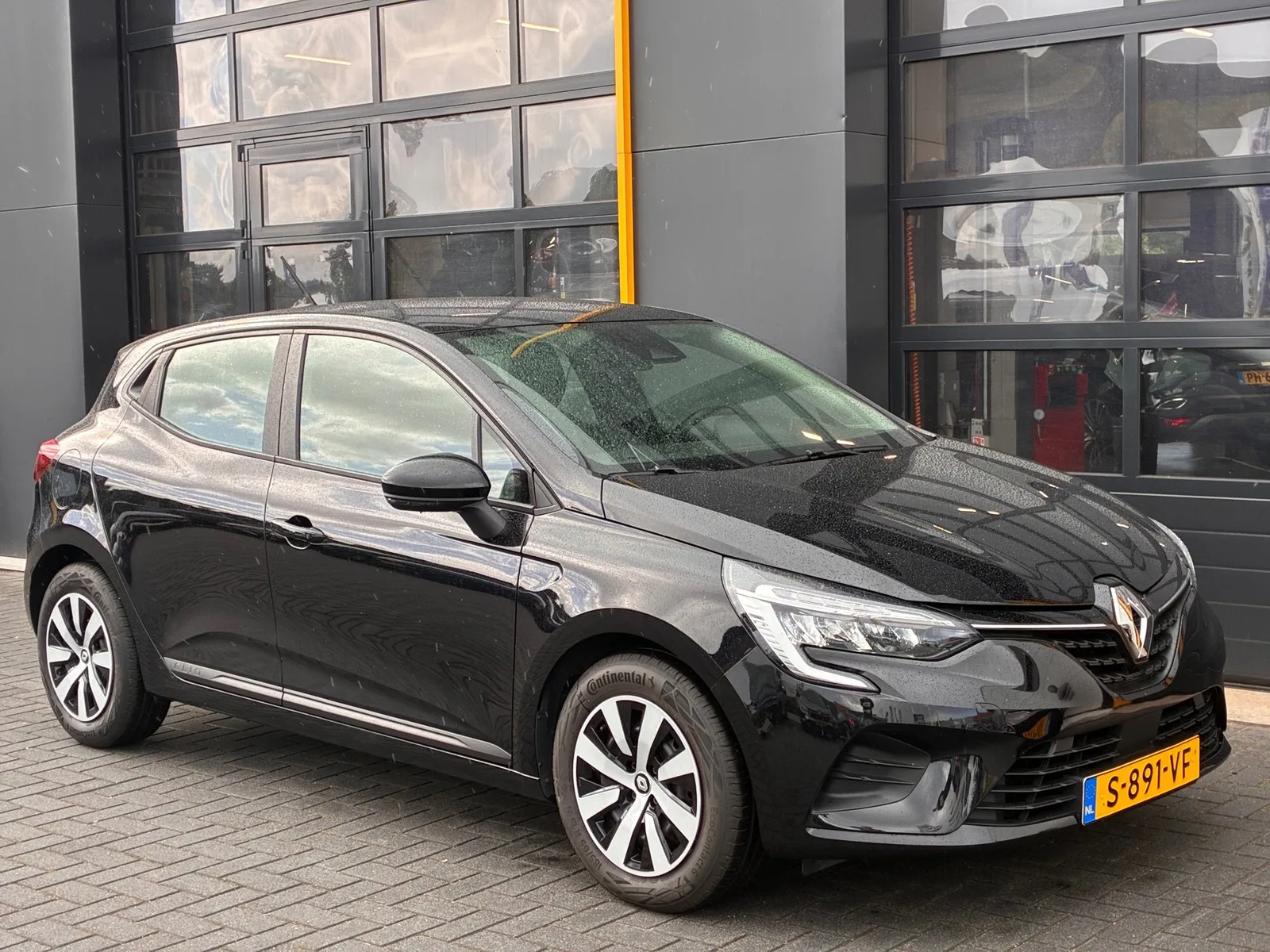 Renault Clio (2023) — foto 1
