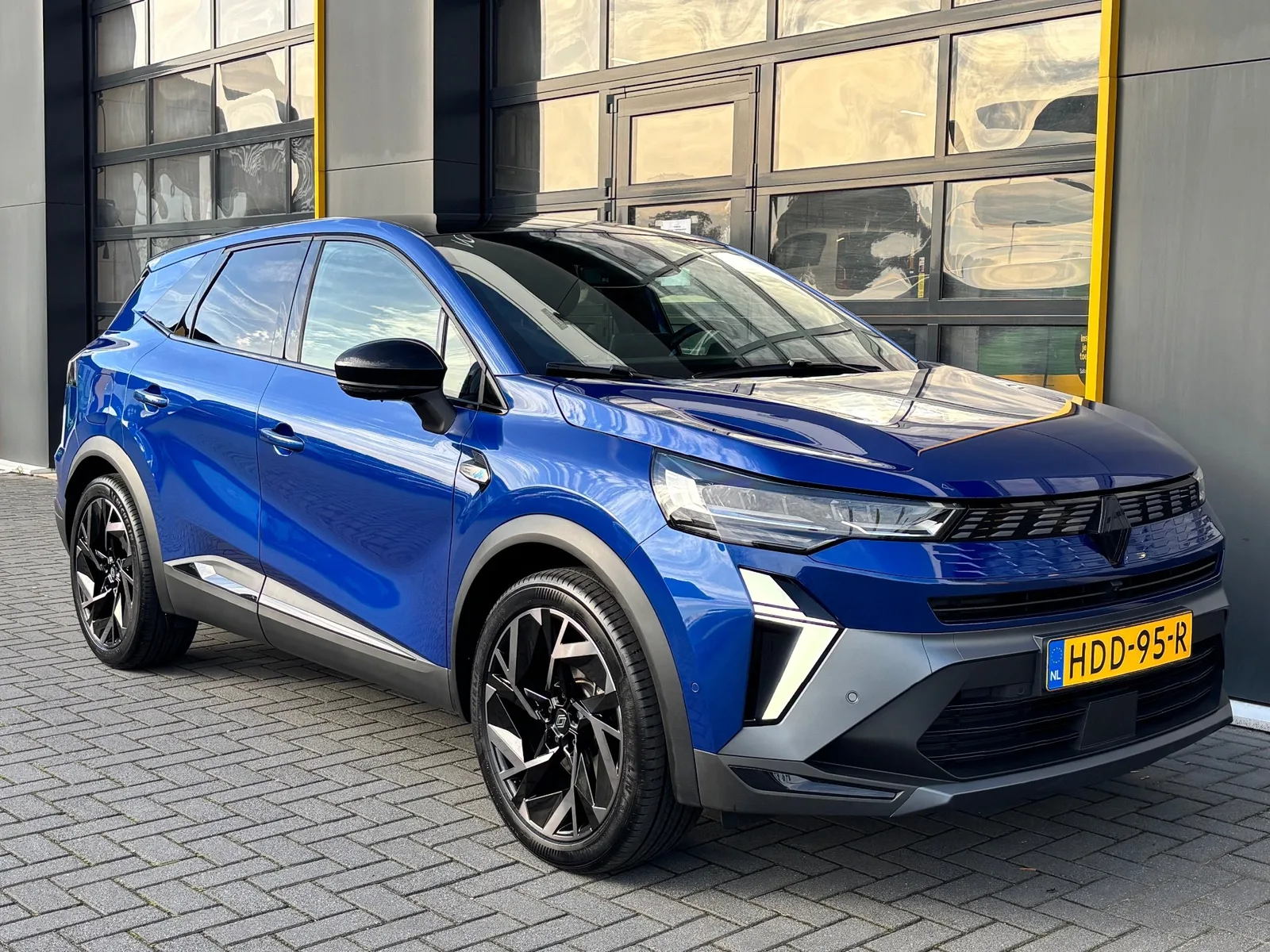 Renault Symbioz (2025) — foto 1
