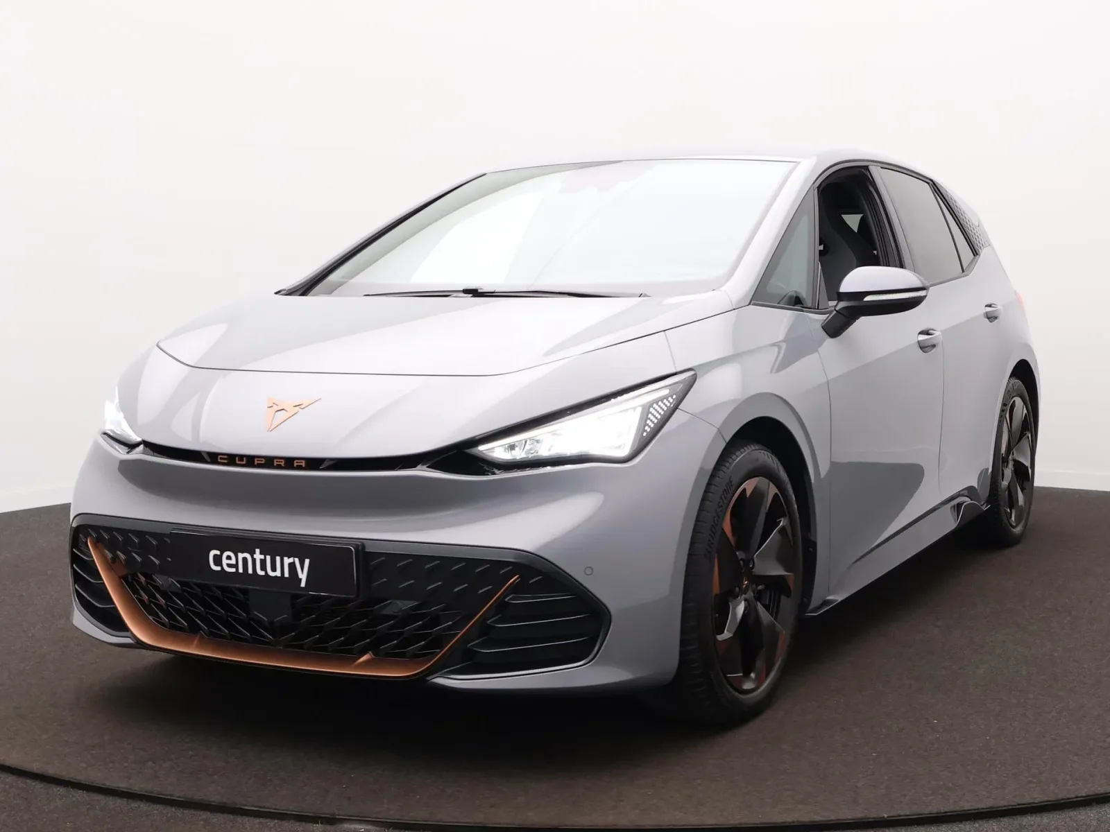 CUPRA Born (2024) — foto 1