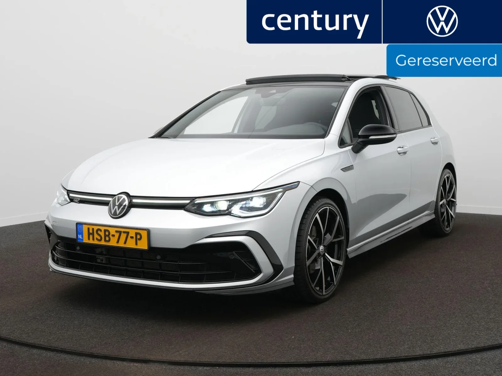 Volkswagen Golf (2024) — foto 1