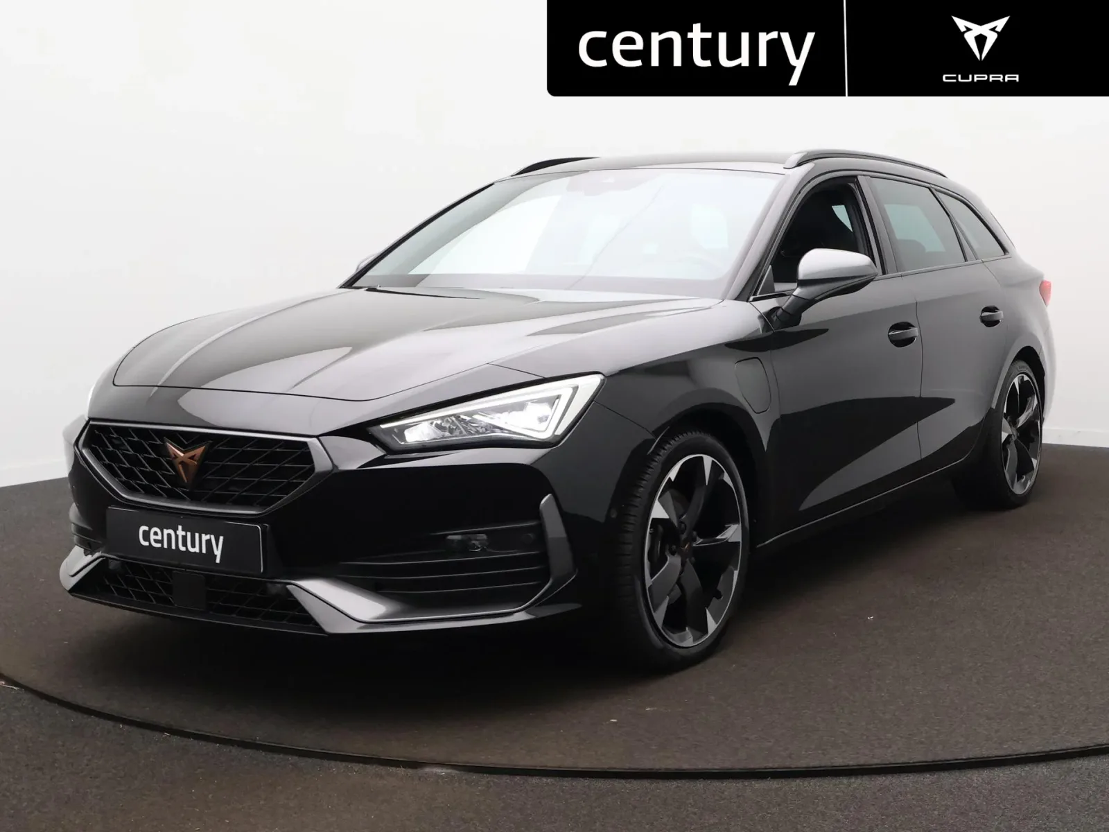 CUPRA Leon Sportstourer (2023) — foto 1