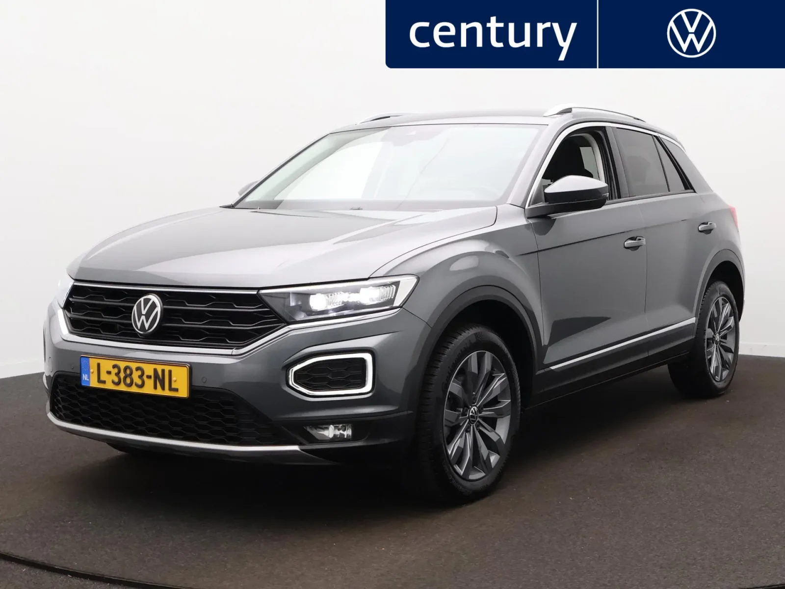 Volkswagen T-Roc (2021) — foto 1