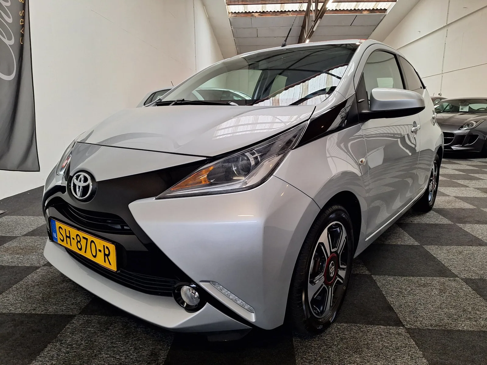 Toyota Aygo (2018) — foto 1