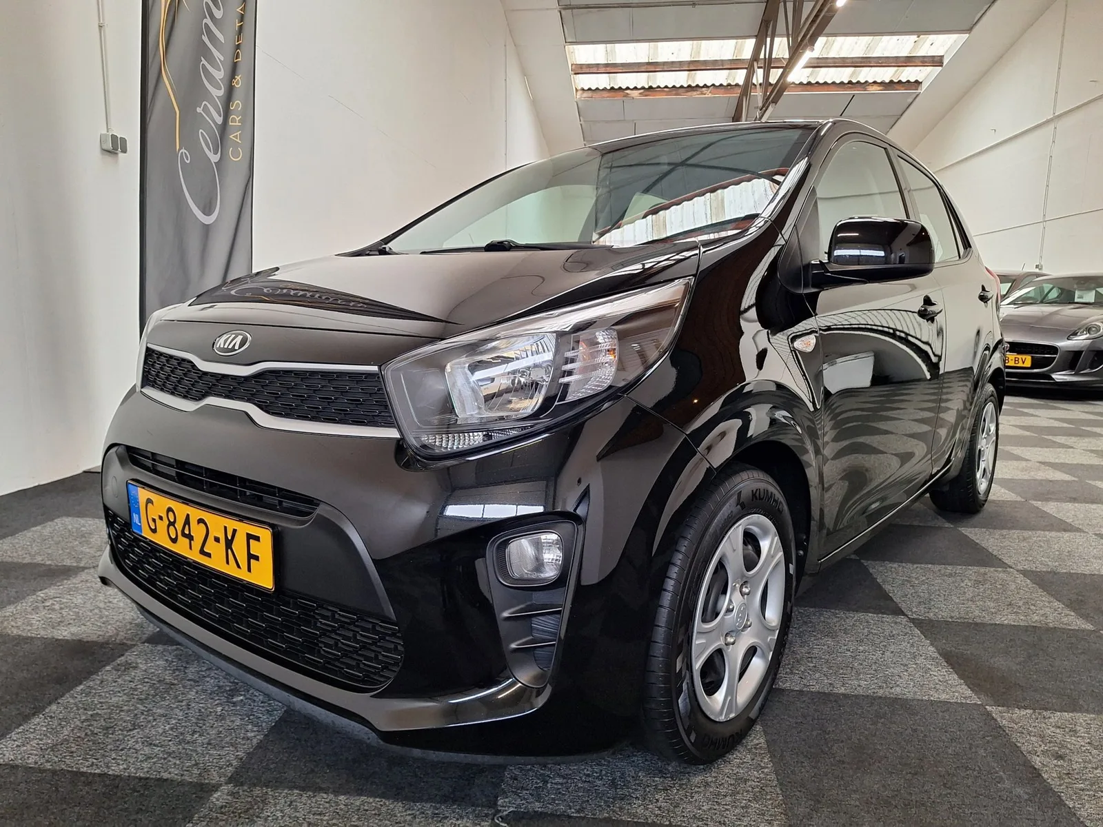 Kia Picanto (2019) — foto 1