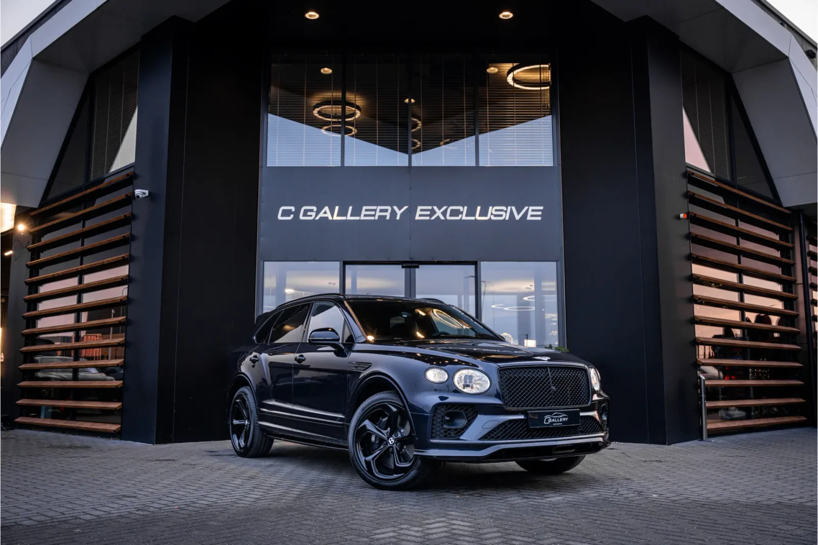Bentley Bentayga (2022) — foto 1