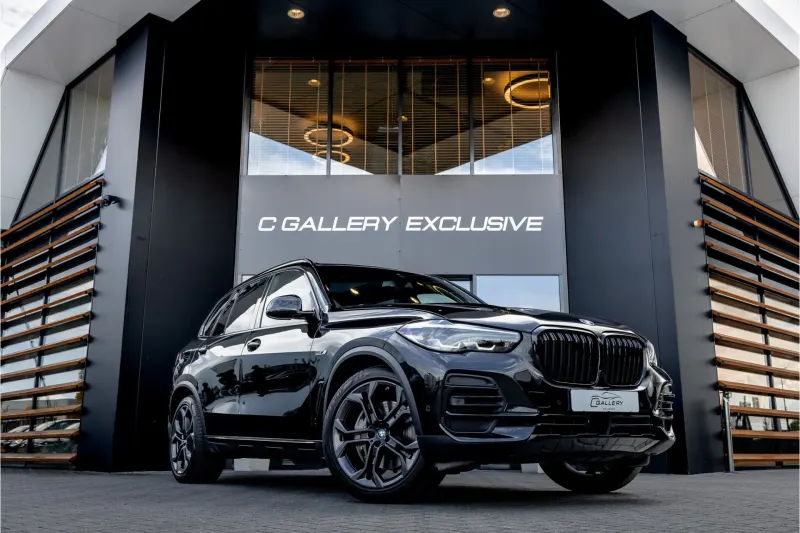 BMW X5 (2022)