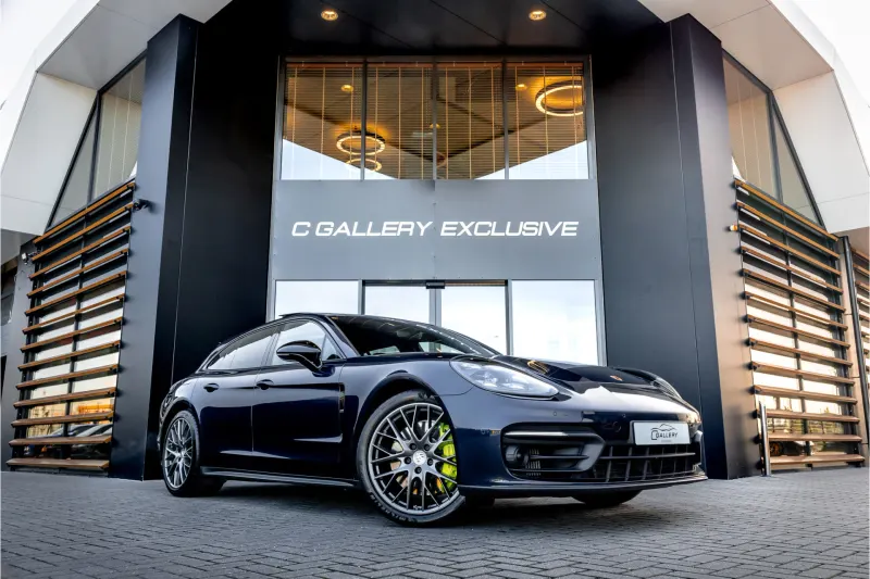 Porsche Panamera (2021)