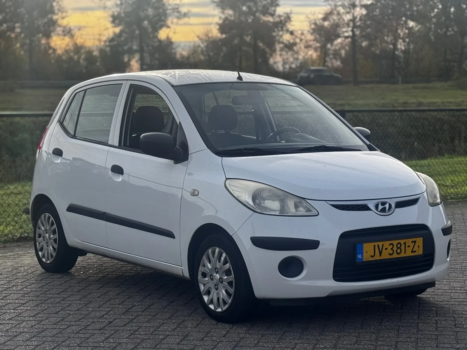Hyundai i10 (2009) — foto 1