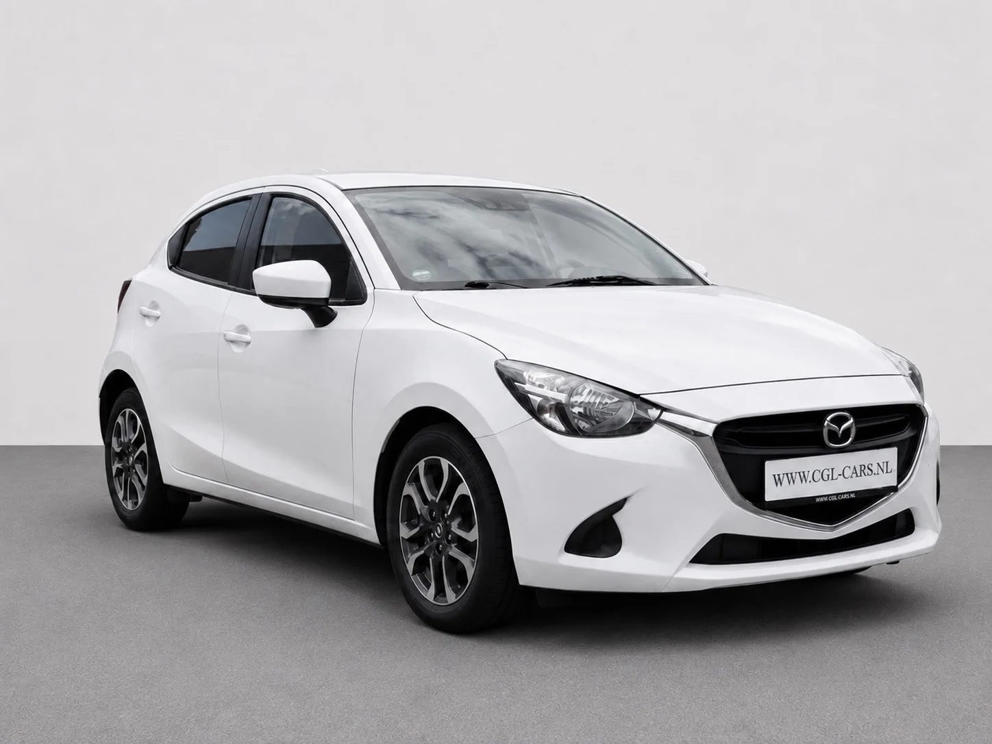 Mazda 2 (2017) — foto 1