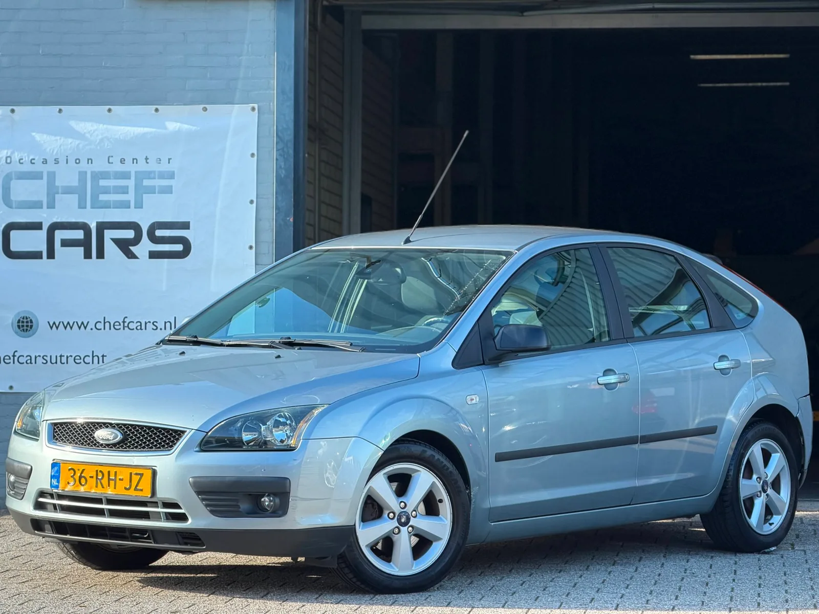 Ford Focus (2005) — foto 1