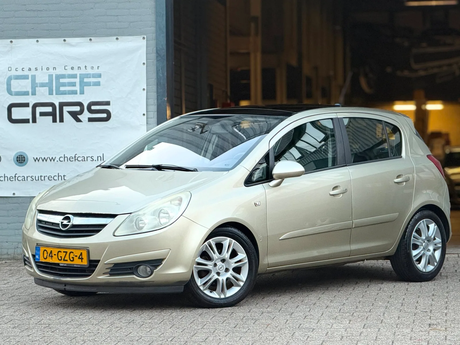 Opel Corsa (2008) — foto 1