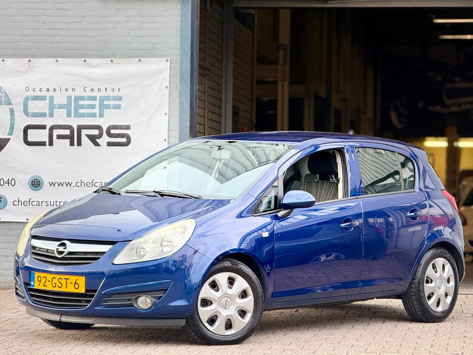 Opel Corsa (2008) — foto 1
