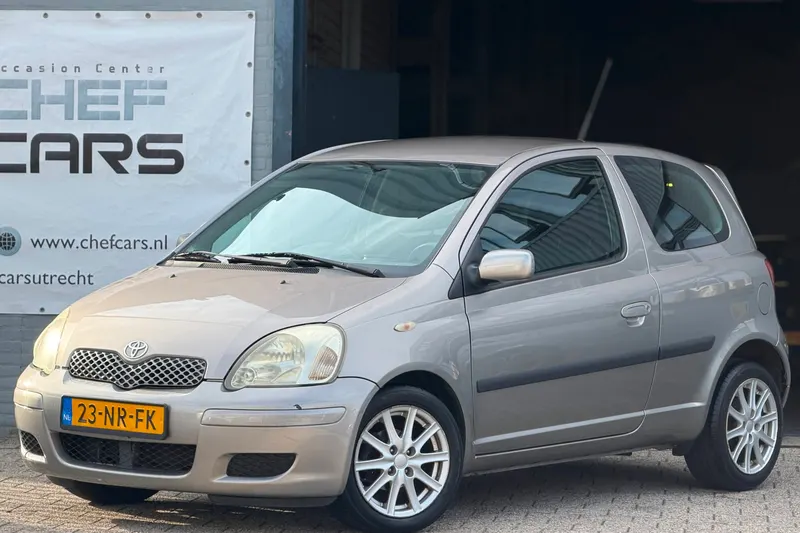 Toyota Yaris (2004)