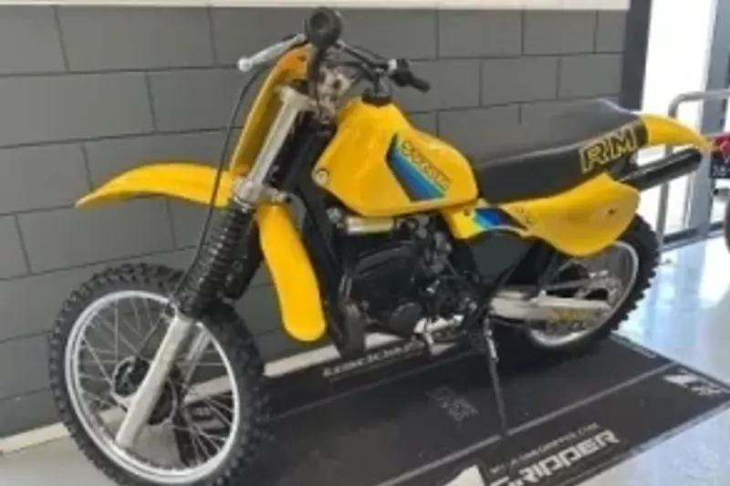 Suzuki RM 465 (1982)