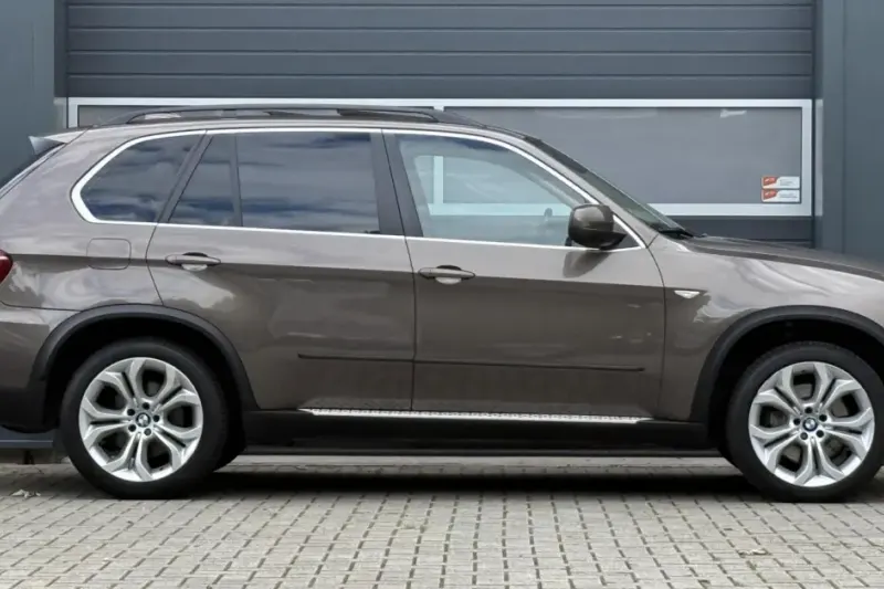 BMW X5 (2011)
