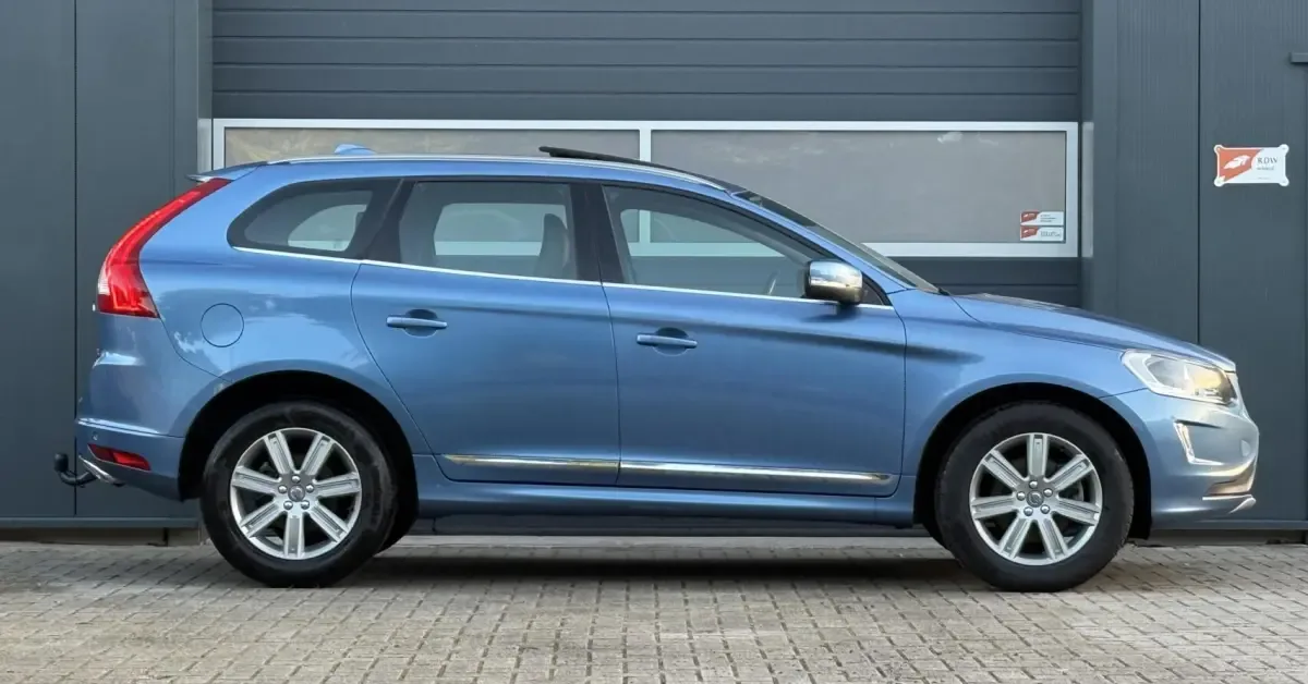 Volvo XC60 (2017) — foto 1