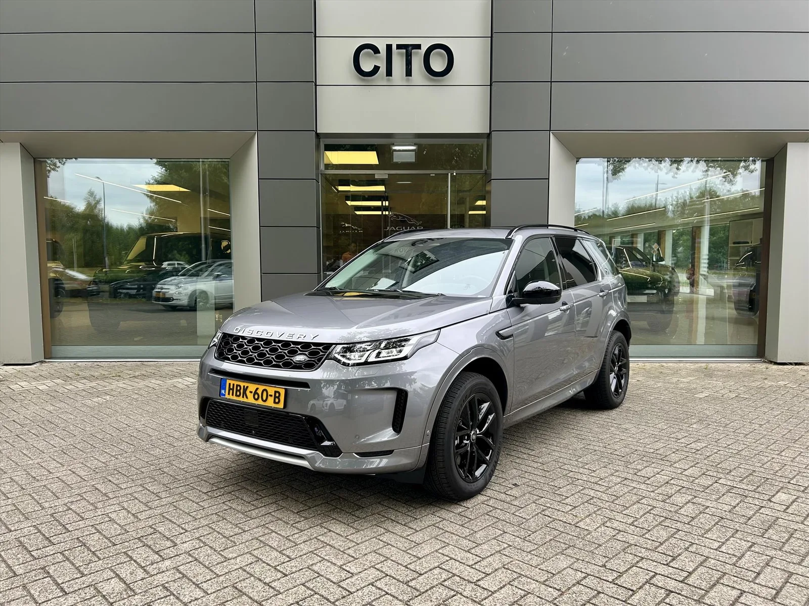 Land Rover Discovery Sport (2025) — foto 1