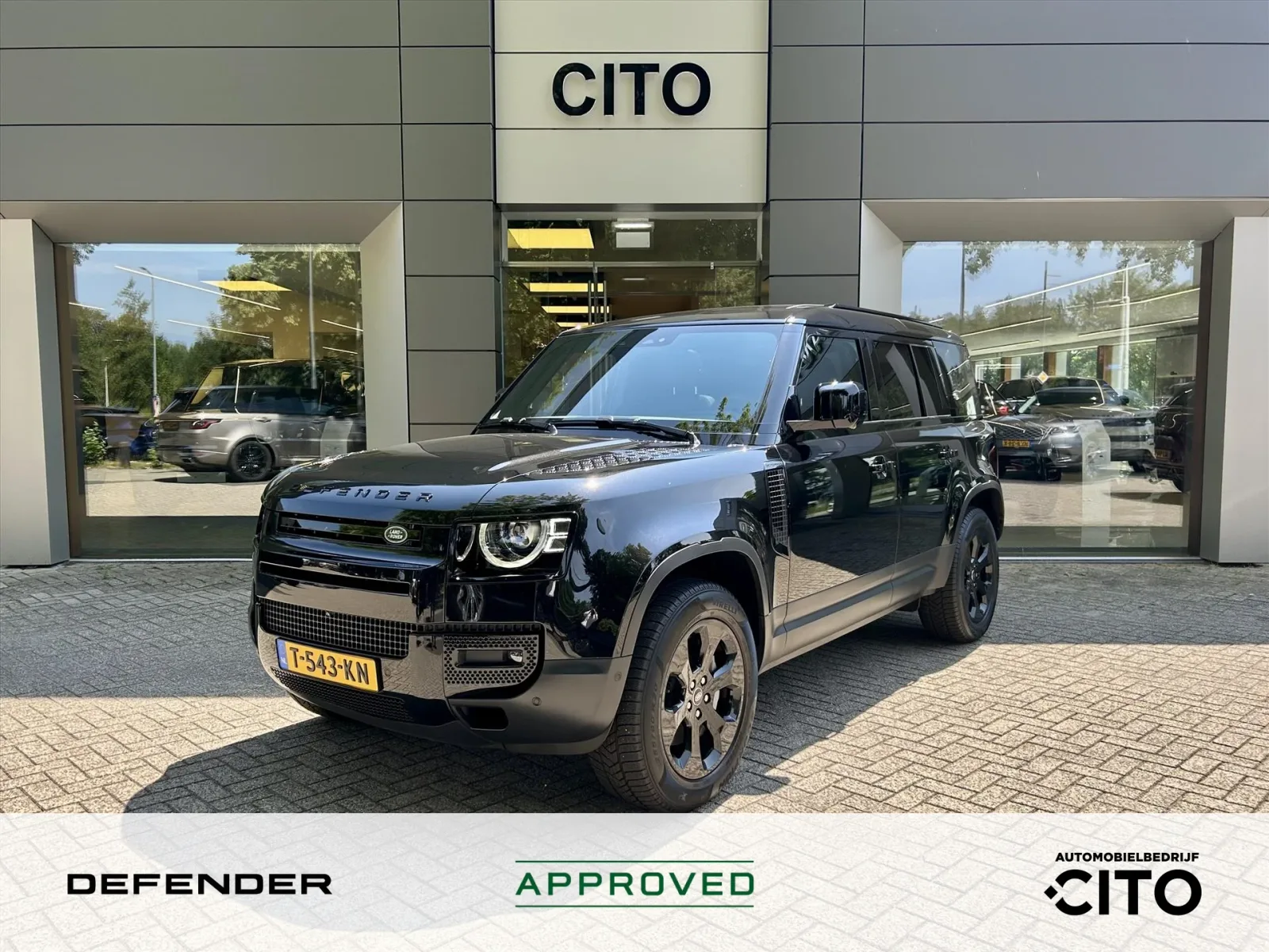 Land Rover Defender (2023) — foto 1