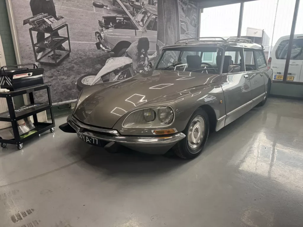 Citroën DS (1973) — foto 1