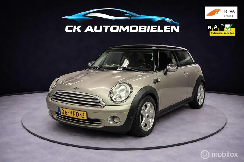 MINI Cooper (2008)