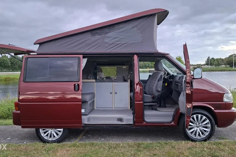 Volkswagen T4 (2003)