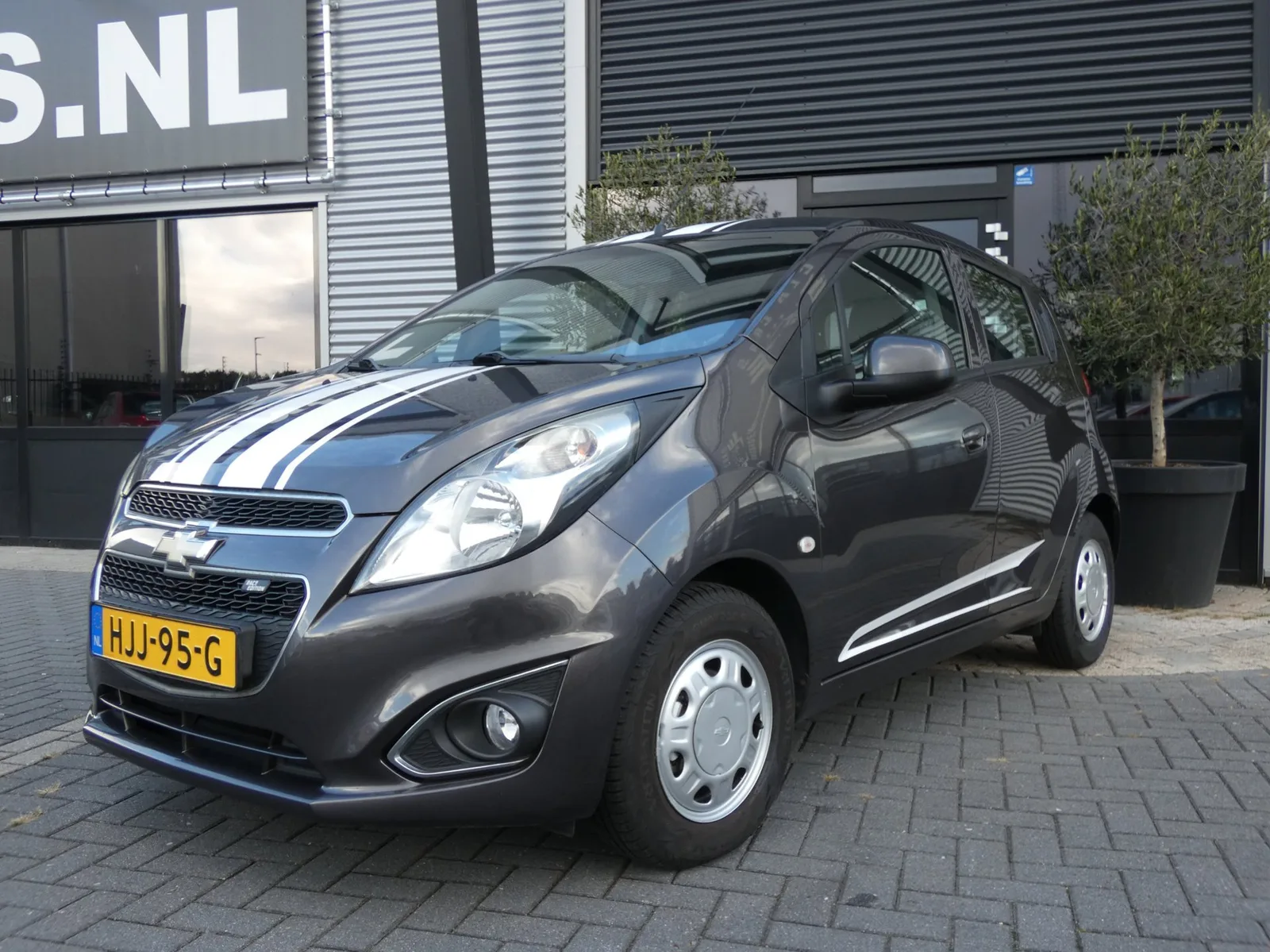 Chevrolet Spark (2014) — foto 1
