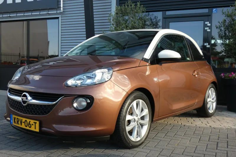 Opel Adam (2017)
