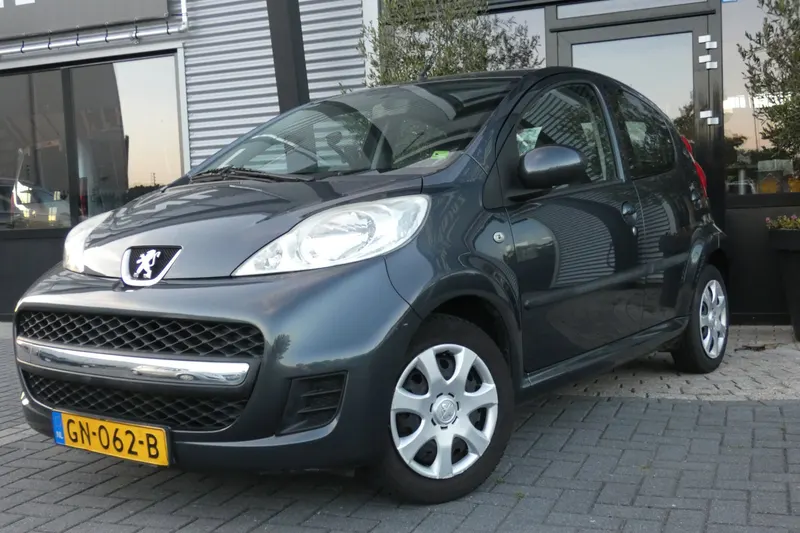 Peugeot 107 (2011)