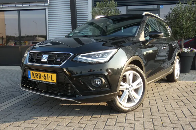 SEAT Arona (2018)
