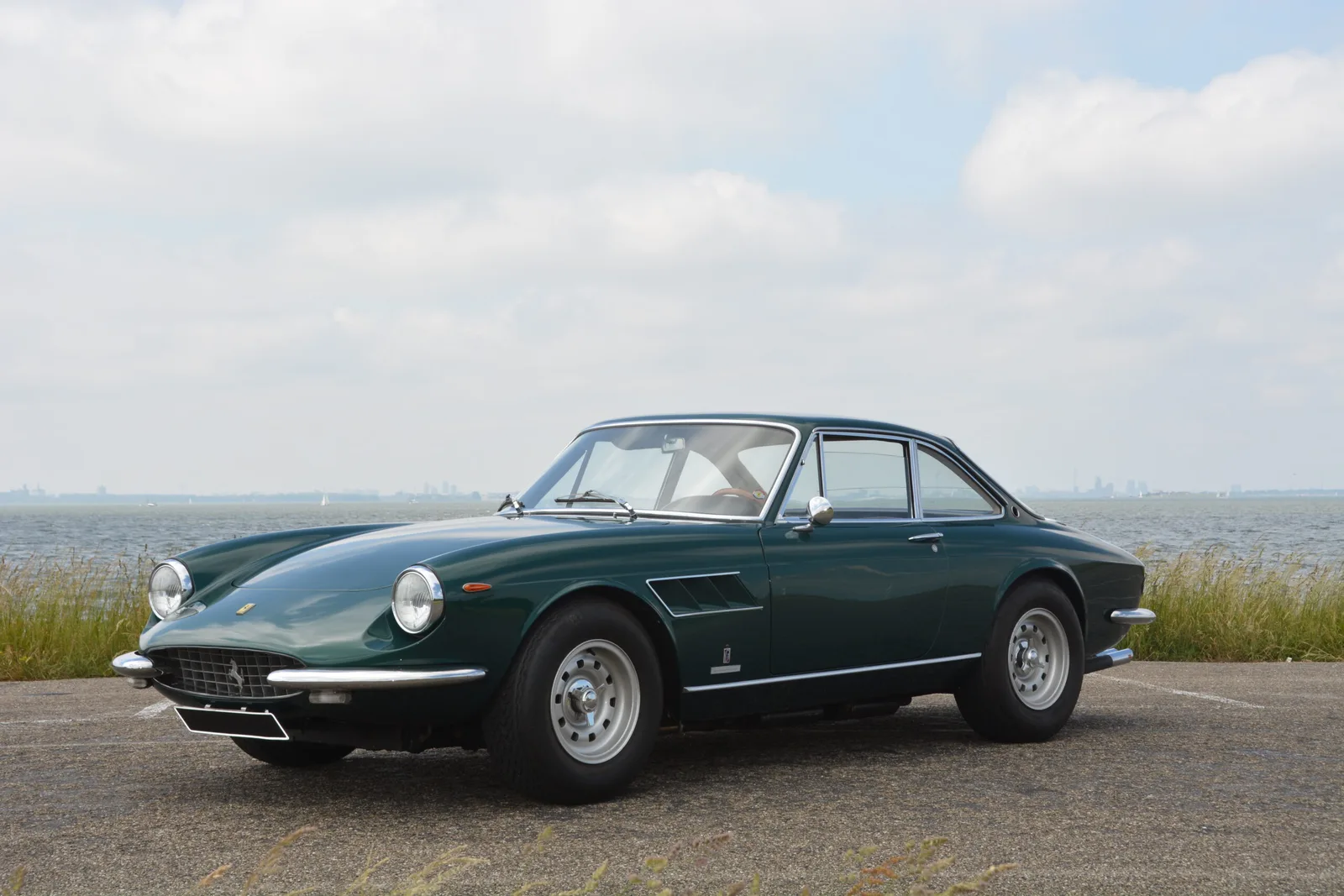 Ferrari 330 (1967) — foto 1