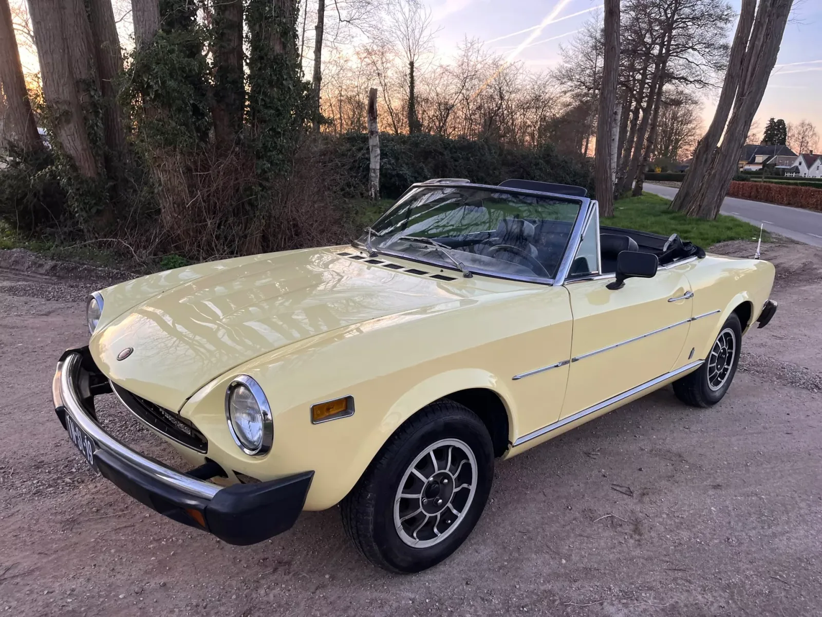 Fiat 124 Spider (1975) — foto 1
