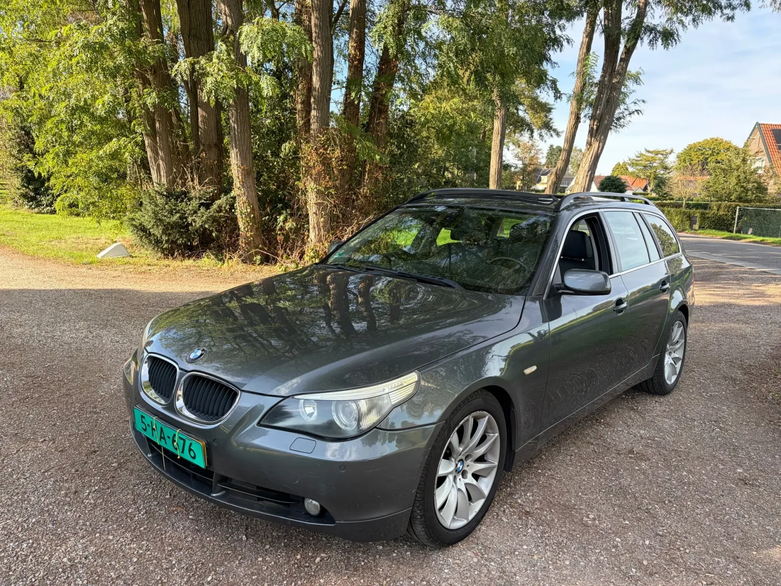 BMW 5-Serie (2004) — foto 1