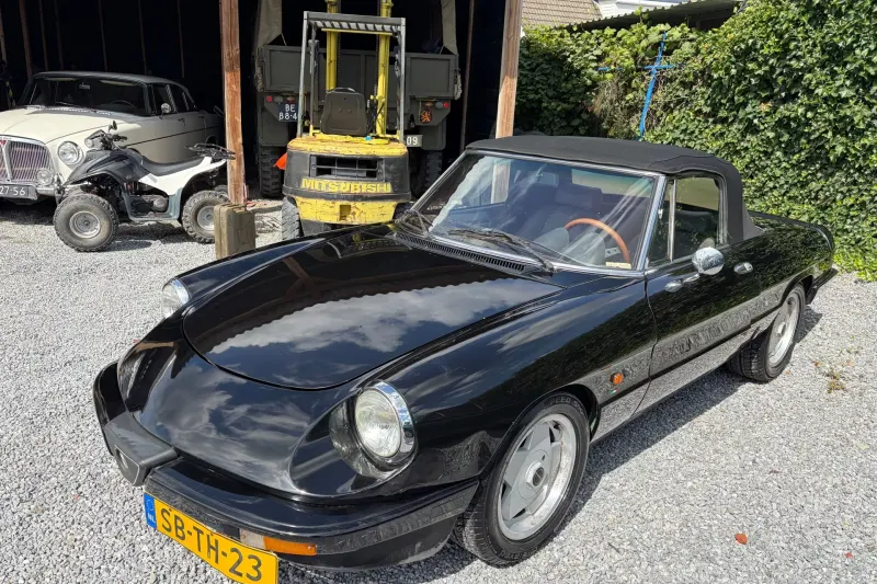 Alfa Romeo Spider (1986)