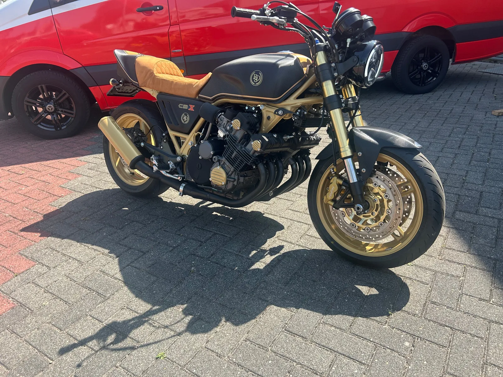 Honda CBX (2026) — foto 1