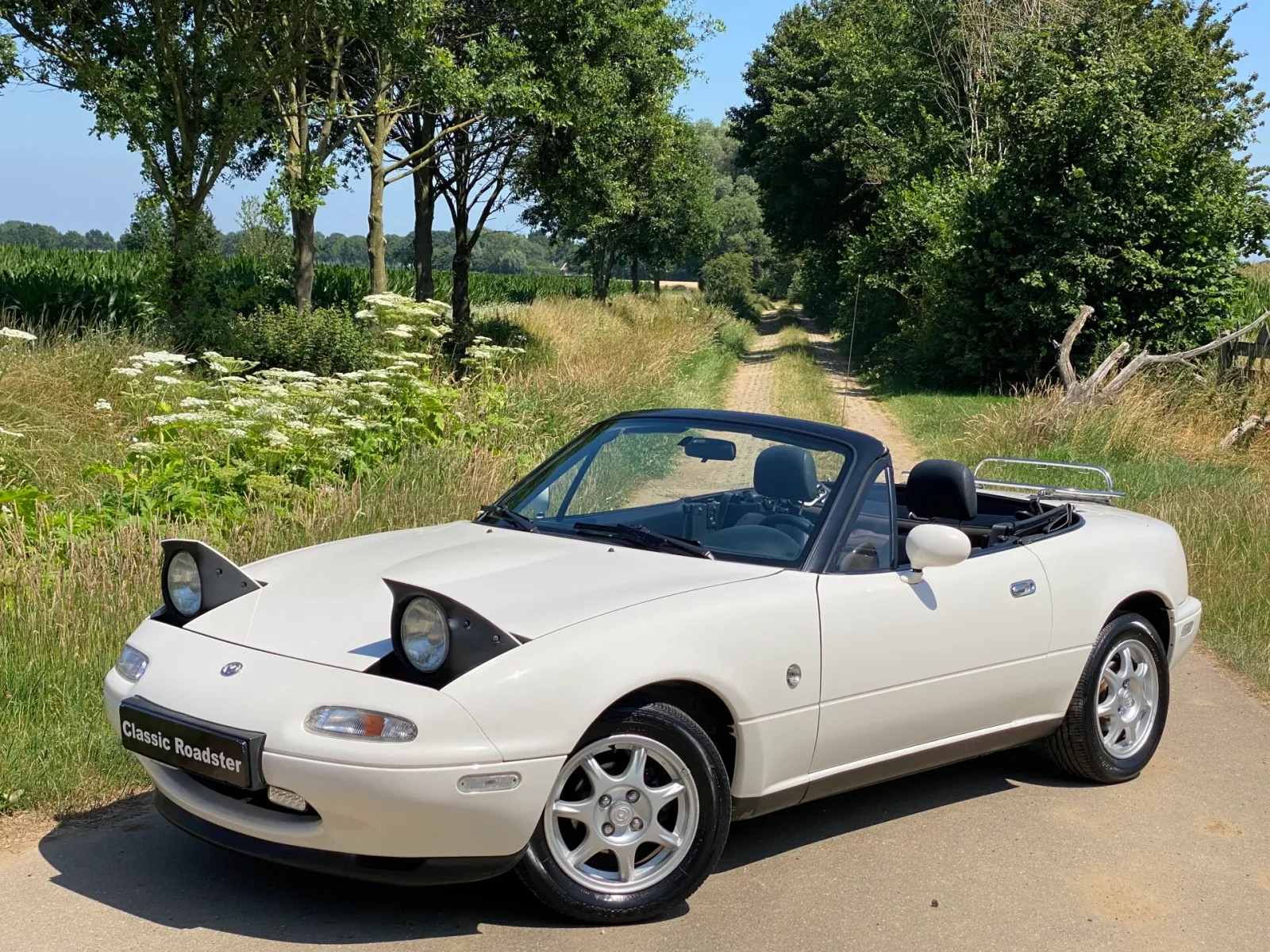 Mazda MX-5 (1996) — foto 1