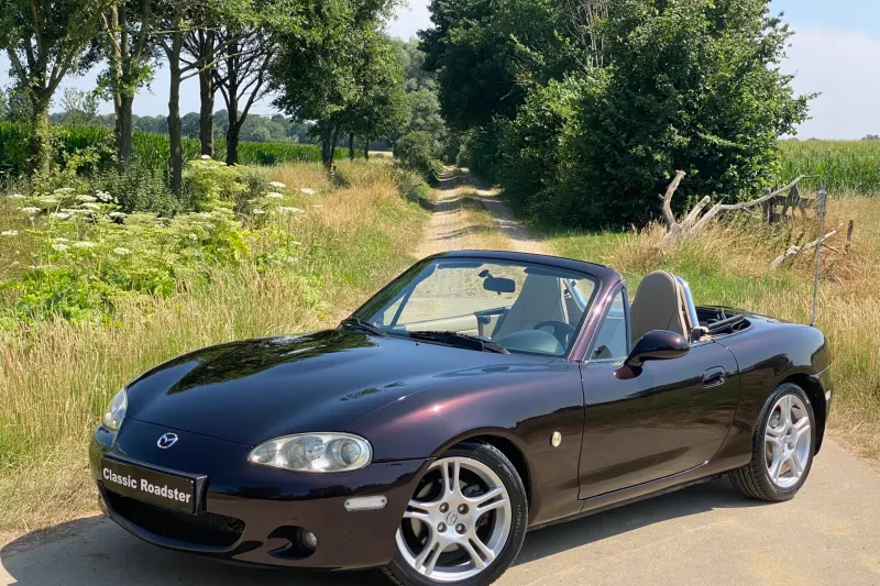 Mazda MX-5 (2004)