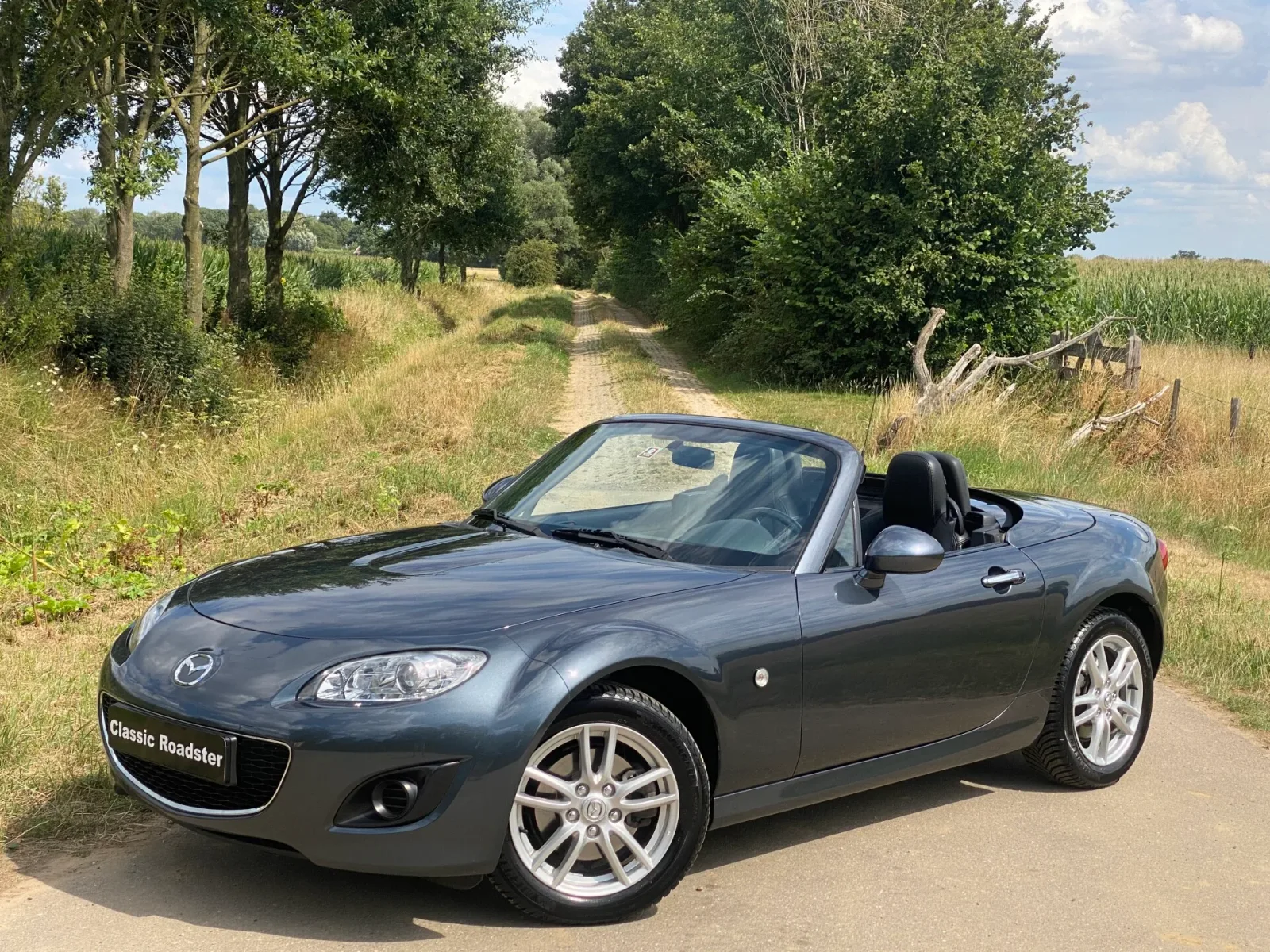 Mazda MX-5 (2010) — foto 1