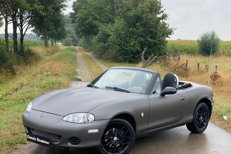 Mazda MX-5 (2004)