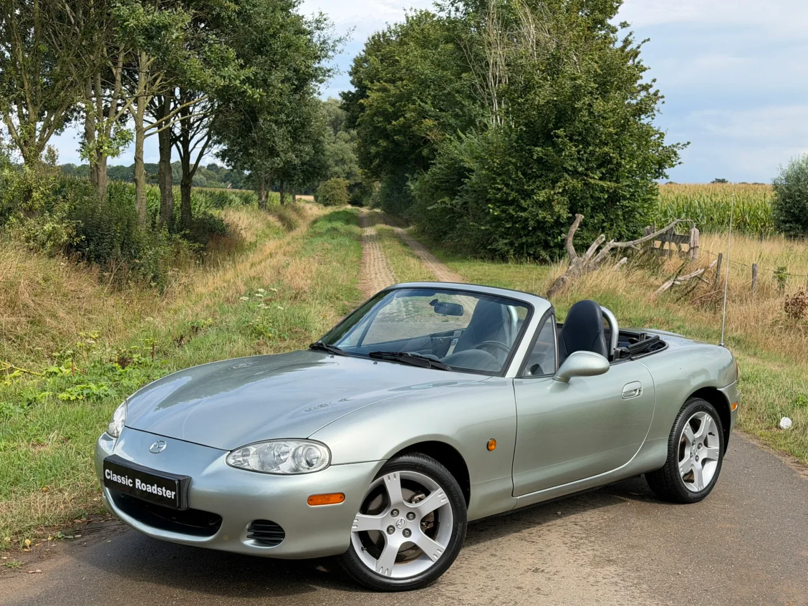 Mazda MX-5 (2003) — foto 1