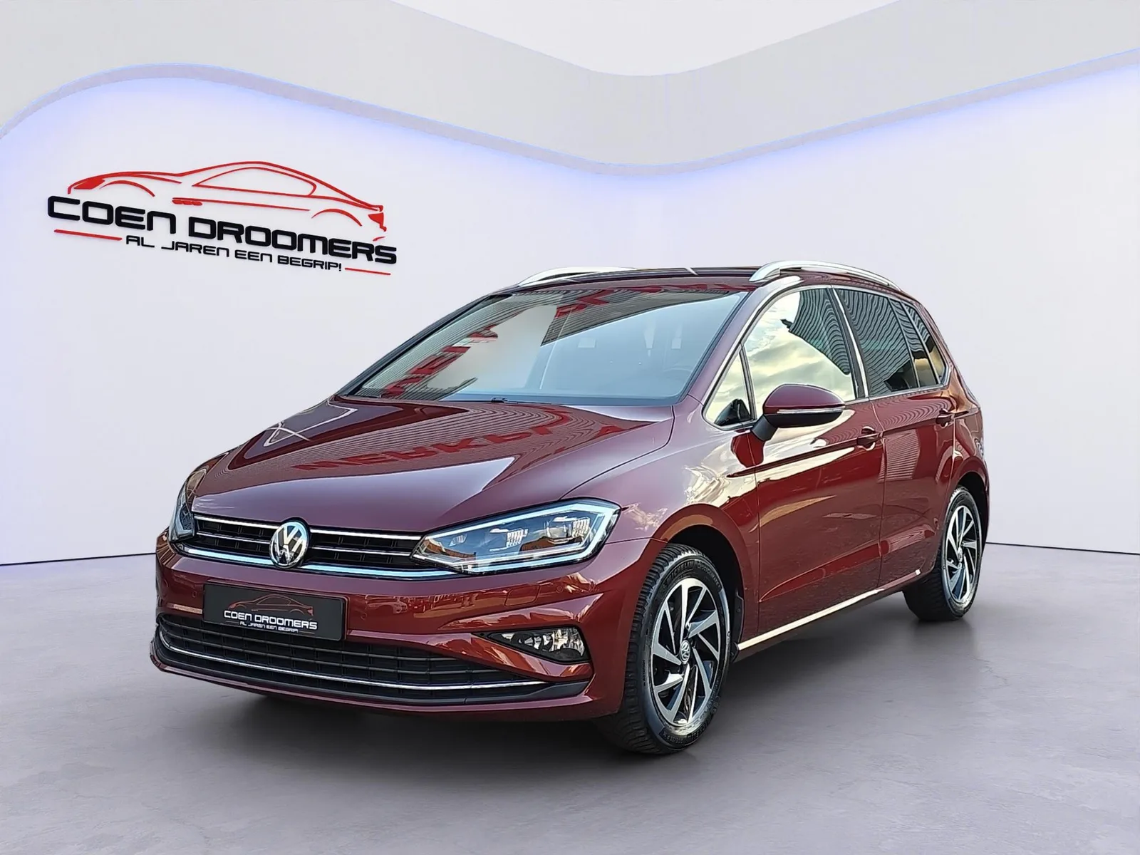 Volkswagen Golf Sportsvan (2018) — foto 1