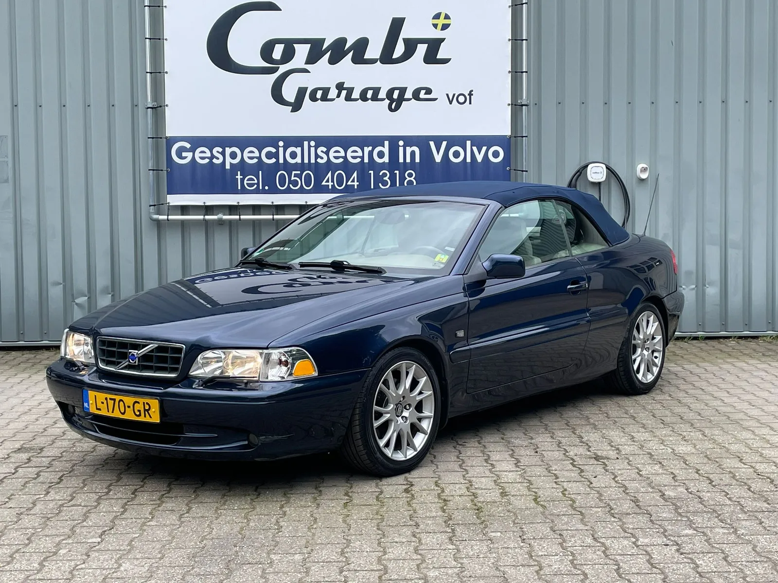 Volvo C70 (1996) — foto 1