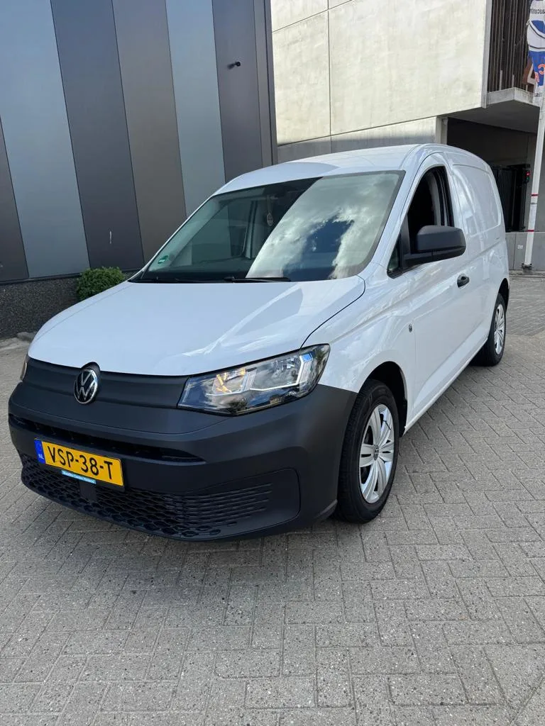 Volkswagen Caddy (2022) — foto 1