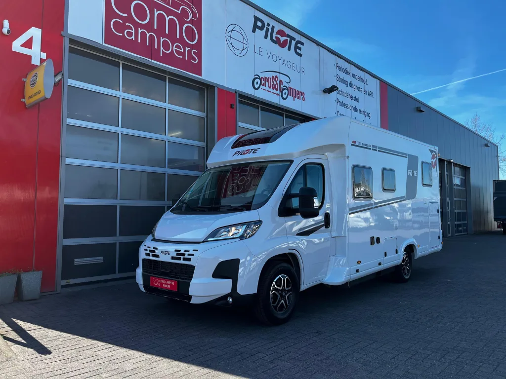 Pilote P 690 (2025) — foto 1